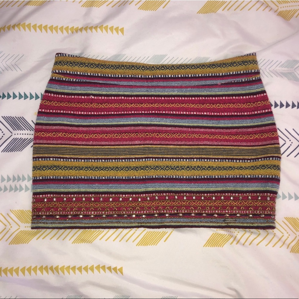 Multi-colored woven skirt